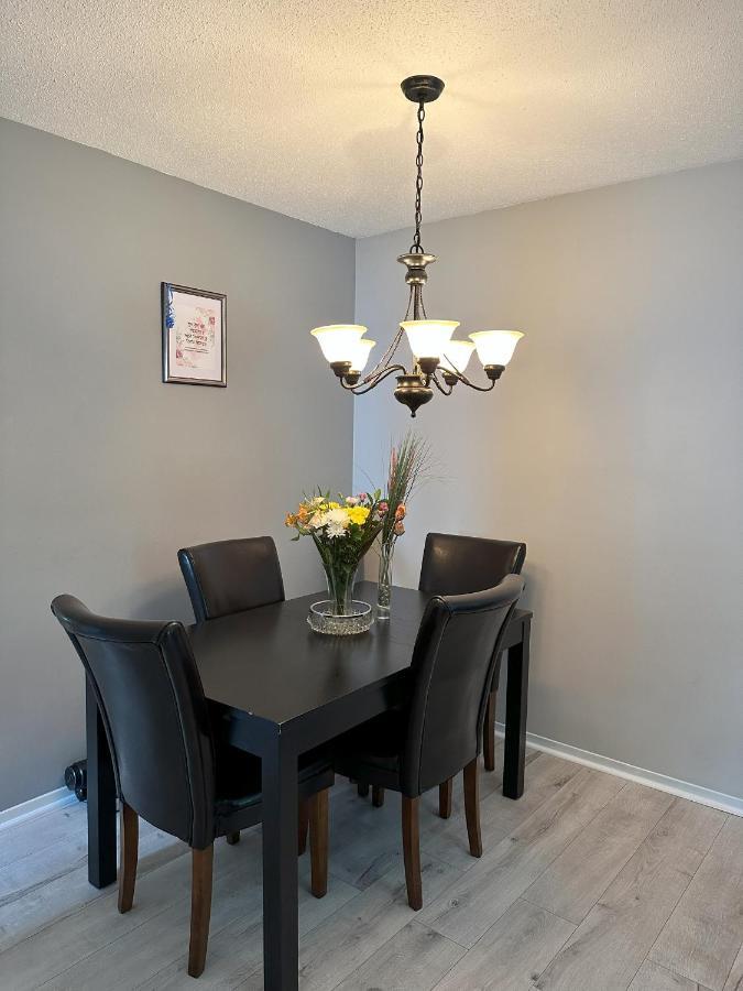 Castlerooms Homestay Ottawa Esterno foto